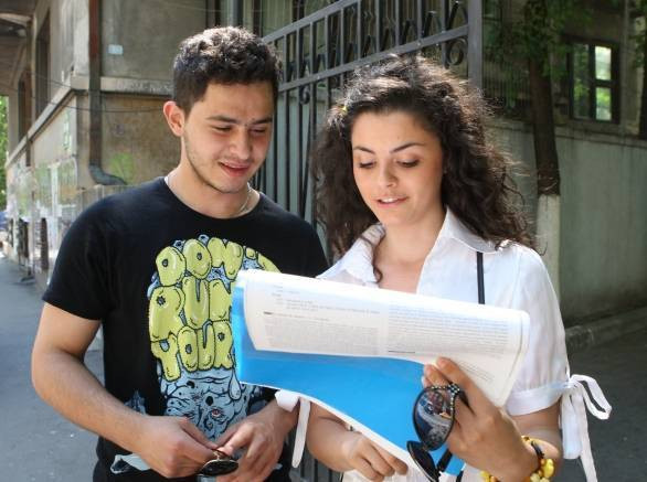 LISTA cu numarul de studenti care pot fi inscrisi din toamna la facultatile de stat