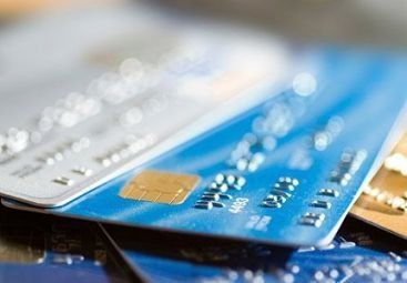 Cum fac bancile rost de bani: vand datele clientilor contra unor reduceri