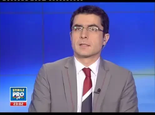 O colectie perfecta pentru covorul rosu semnata Elie Saab, la saptamana modei de la Paris