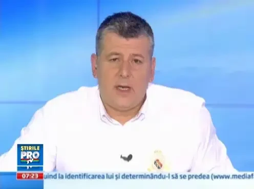 Spaima teribila pentru angajatii unei gradinite private: s-au trezit cu un sarpe in curte