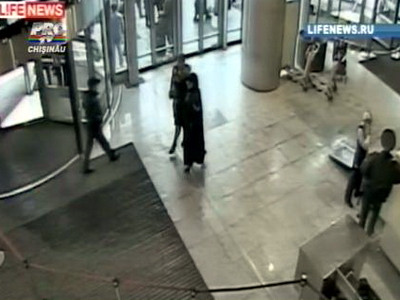 VIDEO. Cum se pune o bomba intr-un aeroport. Dezvaluiri stupefiante despre atentatul de la Moscova