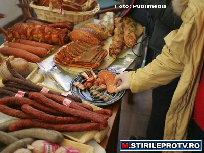 Hoata flamanda. O femeie a incercat sa fure branza si mezeluri in valoare de 260 de lei