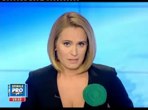 Camatari si proxeneti saltati din asternuturi la Constanta. Le-au luat si calculatoarele