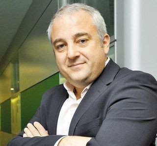 Directorul comercial Cosmote: Consumul isi va reveni la inceputul anului viitor