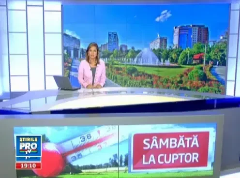 Cea mai fierbinte zi din 2011. Bucurestenii au inotat printre caini in apele murdare ale lacurilor