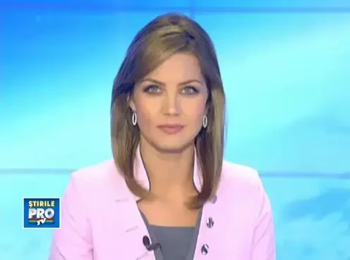 Se poarta costumul de baie decorat cu bucati de sticla. La Miami a facut furori