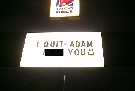 Angajatul unui fast-food din Statele Unite si-a dat demisia in cel mai original mod. FOTO