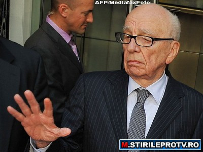 Daca nu poti sa-ti invingi dusmanii, alatura-te lor. Soc pe Twitter: Rupert Murdoch si-a facut cont