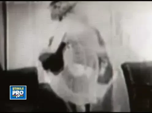 Imagini din filmul cu continut sexual, in care ar aparea Marilyn Monroe. VIDEO