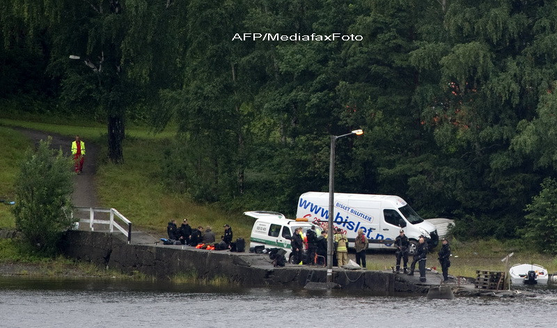 Supravietuitor al carnagiului din Norvegia: M-am prefacut ca sunt mort. M-am acoperit de cadavre