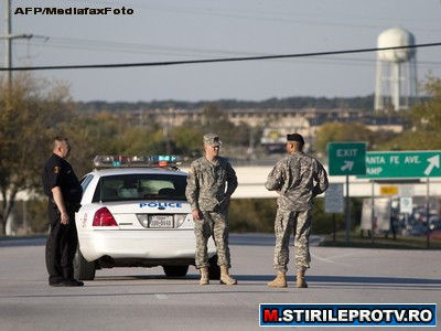 Un barbat inarmat din Texas a ucis 5 persoane la un patinoar, a ranit alte 3, iar apoi s-a sinucis