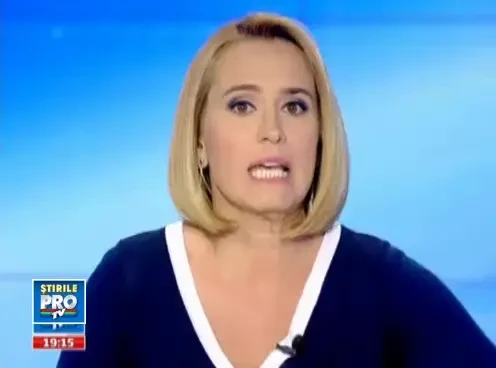 O stanca a facut praf o masina, pe Transfagarasan. O femeie, ranita