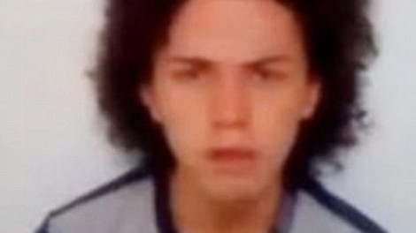 "Calaul" de 14 ani, care a decapitat 4 oameni, va sta doar 3 ani dupa gratii