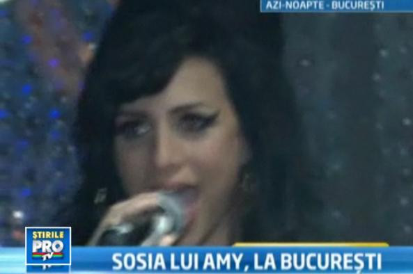 Bucurestenii si-au frecat bine ochii. Sosia lui Amy Winehouse, concert intr-un club din Capitala