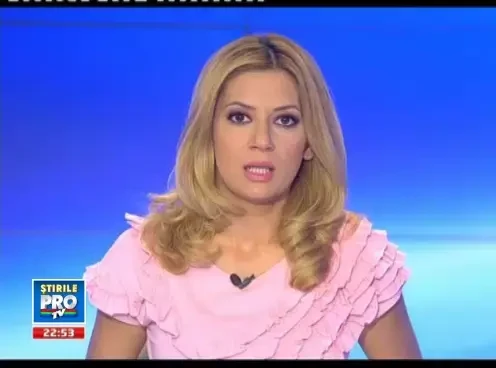 Metoda indonezienilor de-a scapa de boala. Se culca de-a latul pe sinele de cale ferata