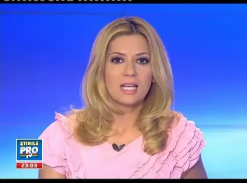 Fara inhibitii. Rihanna incita imaginatia barbatilor, la carnavalul din Barbados. GALERIE FOTO