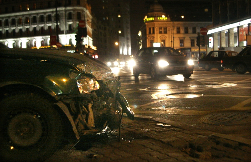 "Nu o sa schimbati nimic". Tupeul pustilor de bani gata care ne risca viata cu SUV-ul "lui tata"