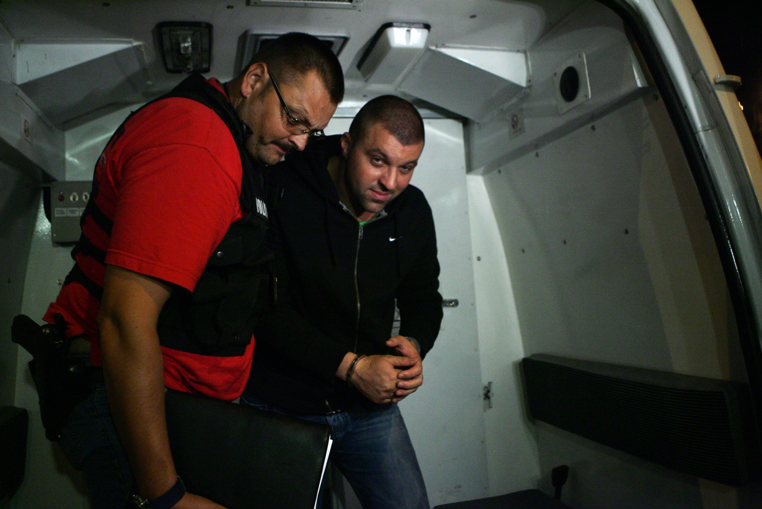 Unul dintre fratii Roman,trimis in judecata in stare de libertate dupa ce a batut un barbat la Denta