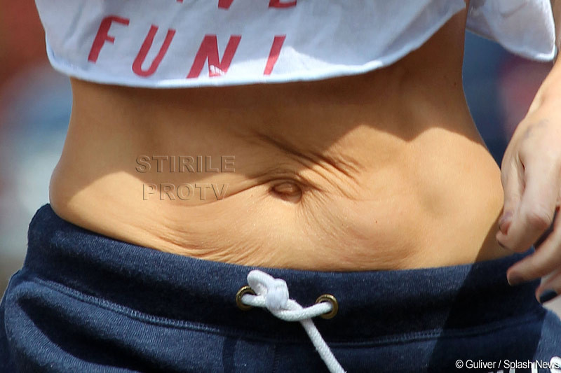 Piele lasata cat cuprinde. Un abdomen celebru socheaza lumea showbiz-ului. FOTO