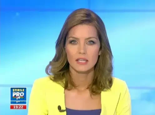 Trei copii si bunica lor, la un pas sa arda de vii. Cineva le-a inchis usa si a incendiat casa