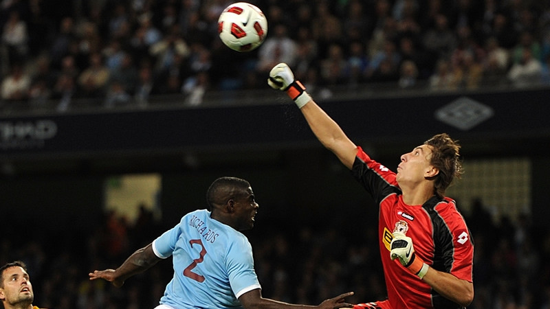 Pantilimon, cumparat definitiv de City. Iancu: „Banii au fost folositi in interesul clubului”