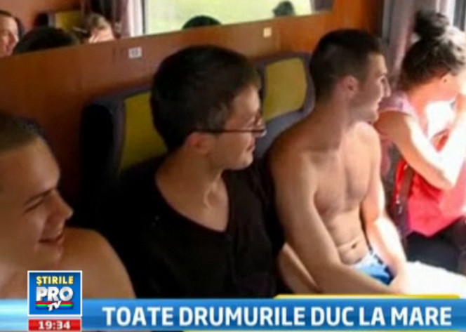 Drumul spre litoral, razboi al nervilor. Calatoria unor tineri din Medias spre distractia de la mare