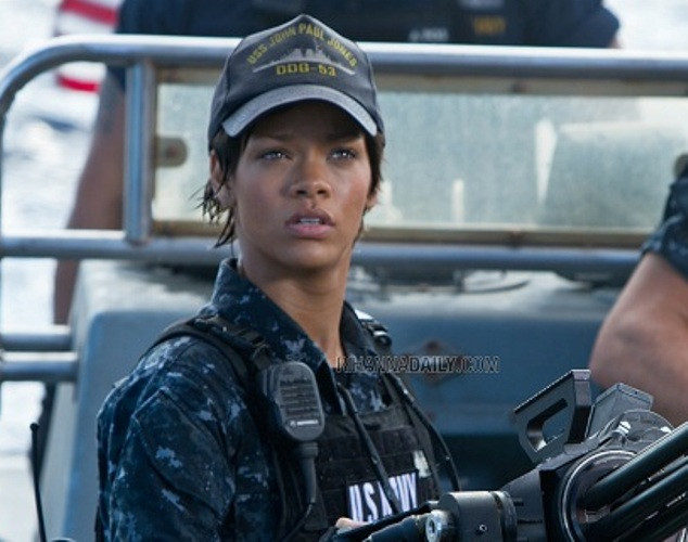 Rihanna de nerecunoscut intr-un film de 200 milioane de dolari.Arata mai bine ca Megan Fox?