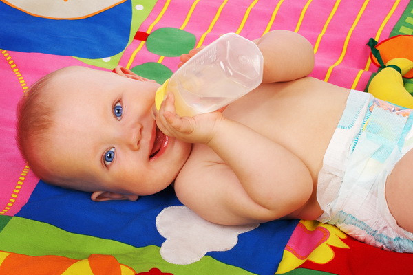 Mii de bebelusi sunt in pericol. Ministerul Sanatatii nu mai are pentru ei nici o fiola de vaccin