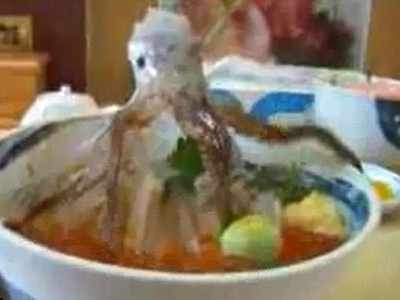 Ultima nebunie inventata de japonezi: mancarea din farfurie revine la viata. VIDEO SOCANT