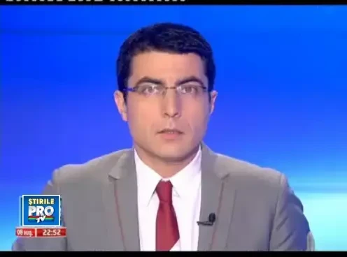 Incident extrem in Rusia. Un avion cu 36 de oameni la bord s-a rupt in doua