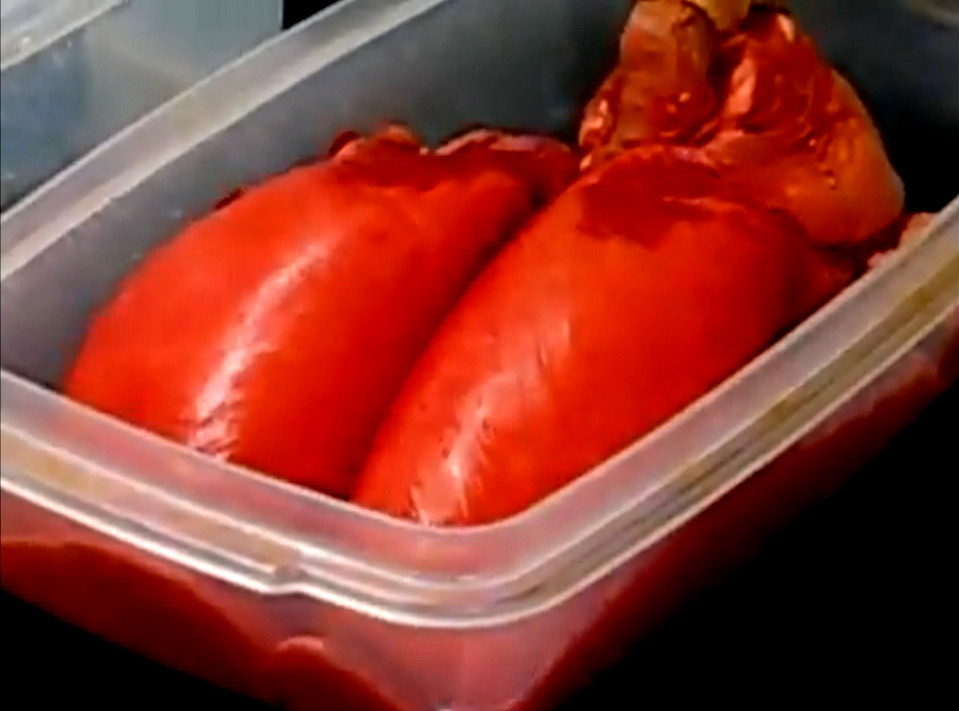 Daca scumpirea tigarilor nu te convinge sa te lasi de fumat, acest clip sigur o va face