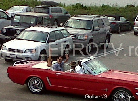 J.Lo, surprinsa de paparazzi in bratele unui barbat. Vezi cine i-a recastigat inima. FOTO