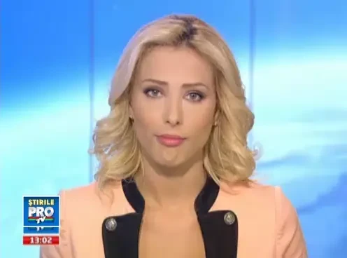 Spectacol pe litoral. Vantul puternic a iscat o furtuna de nisip extrem de puternica. Marea fierbe