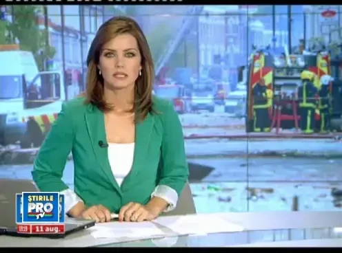 Cine este Adrian,tanarul roman care a salvat-o pe femeia din Polonia surprinsa in aceasta fotografie