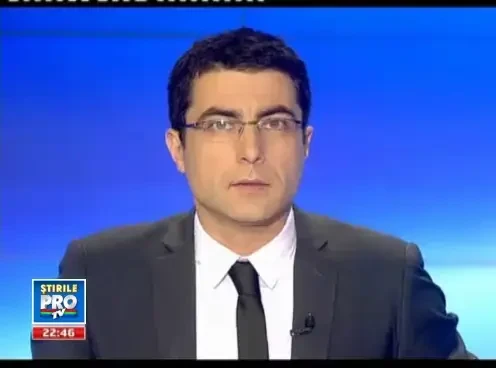 Opt barbati au fost prinsi in timp ce incercau sa vanda 1,5 kg de hasis in Hunedoara