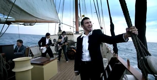 Chitaristul Trupa Veche, implicat intr-un accident de motor. A ajuns la spital cu rani usoare