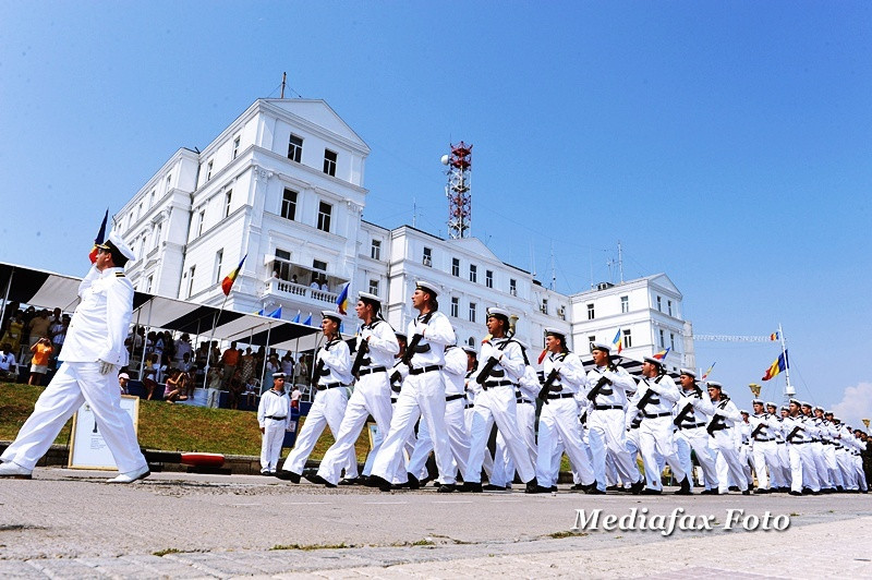 Ziua Marinei este sarbatorita in Constanta cu ceremonii militare si exercitii demonstrative