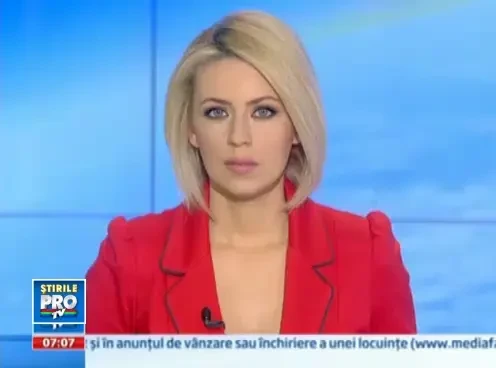 60.000 de pelerini la Manastirea Nicula. S-au rugat intreaga noapte la icoana facatoare de minuni