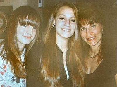 Si-a omorat familia, dupa ce sotia l-a parasit pentru femeia pe care el o adusese pentru sex in trei