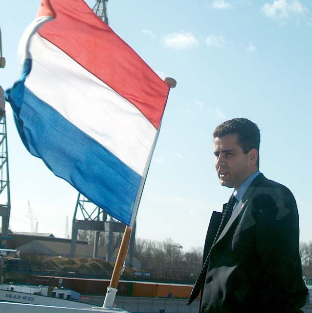 Sotia milionarului Remus Truica, Irina, isi poate lua fetitele in insula Saint Martin