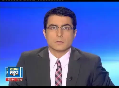 Peste doua kilograme de aur si 100 de ceasuri de firma, furate dintr-un centru comercial din Deva