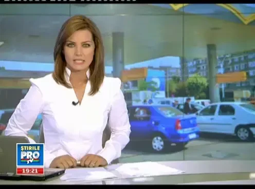 Camera de supraveghere: Politist luat la pumni intr-o benzinarie pentru ca-si facea treaba