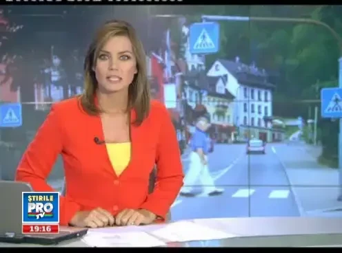 VIDEO. Batran de 63 de ani, spulberat pe trecerea de pietoni si lasat in agonie pe trotuar