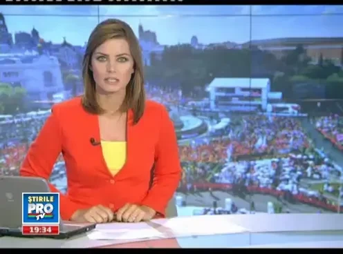 Strazile din Madrid curatate de homosexuali inainte de trecerea Papamobilului