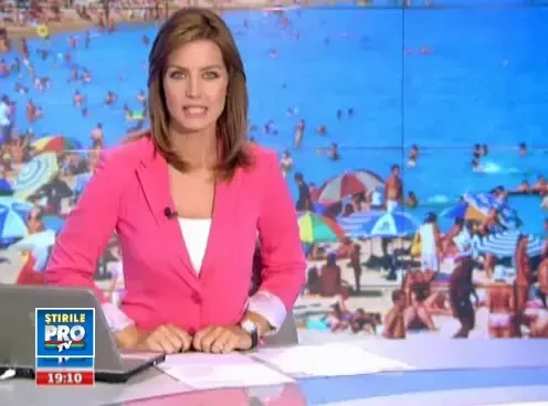 Inca un week-end cu peste 200.000 de oameni pe litoral. Preturile la cazare, si cu 30% mai mici