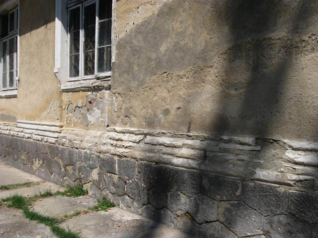 VIDEO.Imagini exclusive cu locul in care au fost executati Nicolae si Elena Ceausescu -ultima camera