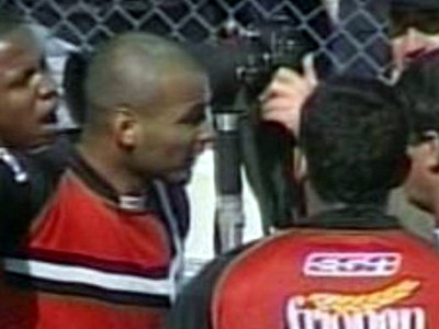 A inchis ochii si i-a dat "PERVERSA" tusierului. Reactia unui brazilian dupa ce a fost eliminat