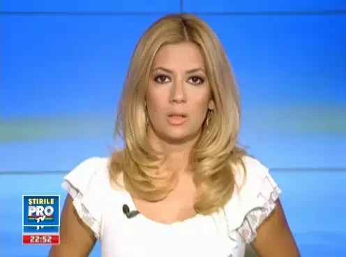 Cum a ajuns o judecatoare din Cleveland sa se ascunda sub birou in timpul unei audieri