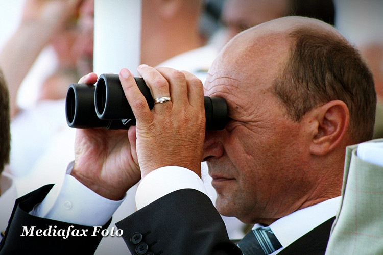 Secretul studentului Traian Basescu, spulberat de un coleg