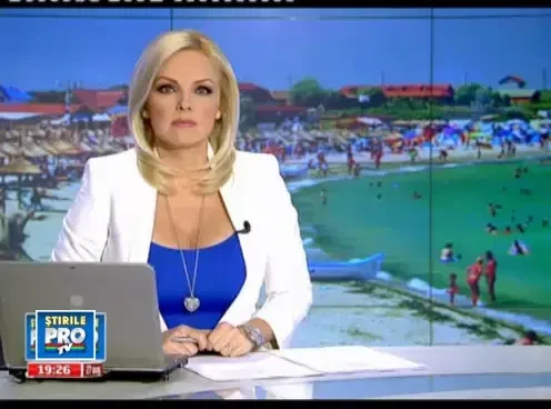 Impuscaturi in Vama Veche. Un patron de terasa a tras spre niste turisti